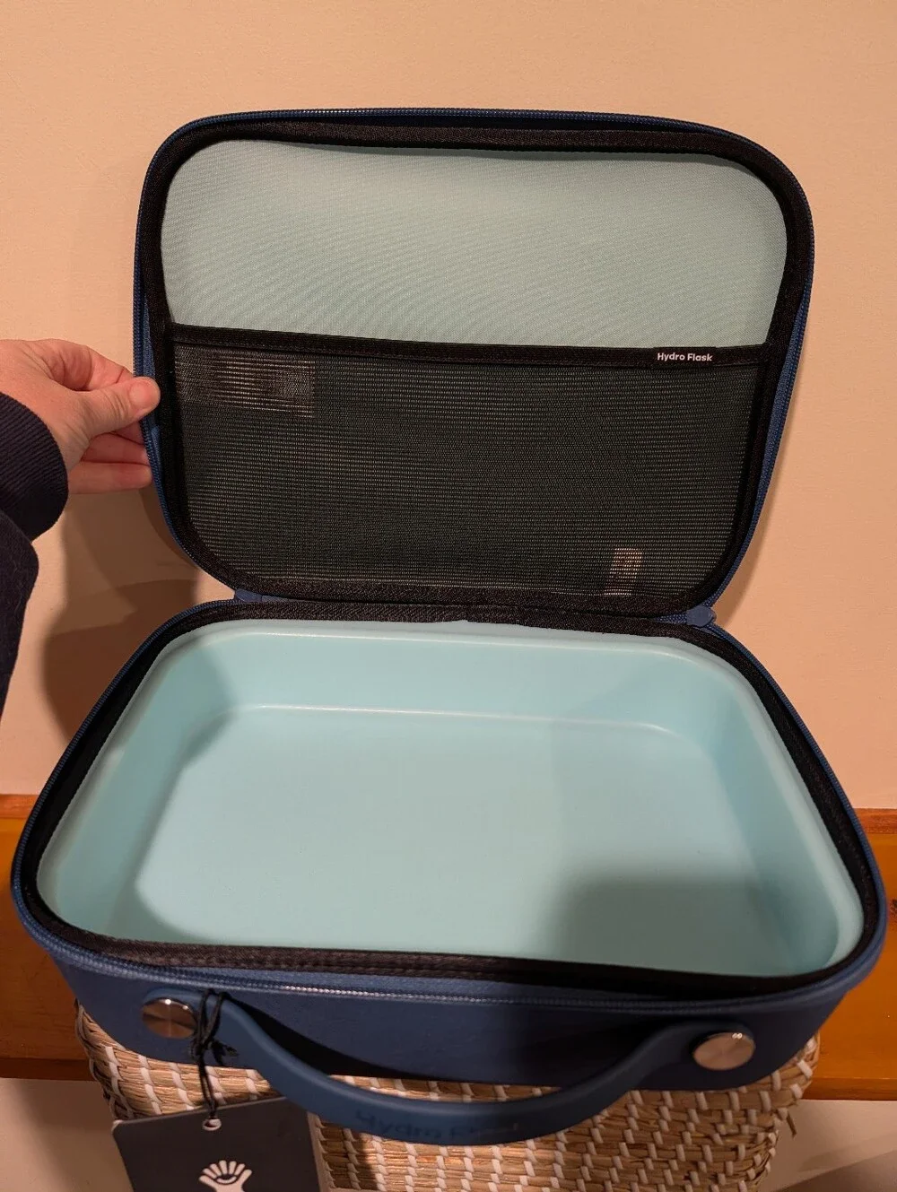 Hydro Flask Large Insulated Lunch Box Bilberry Navy Blue NWT MSRP $54.95